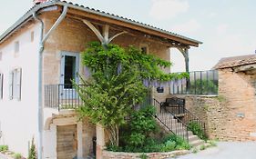 Le Clos Des Pierres Rouges