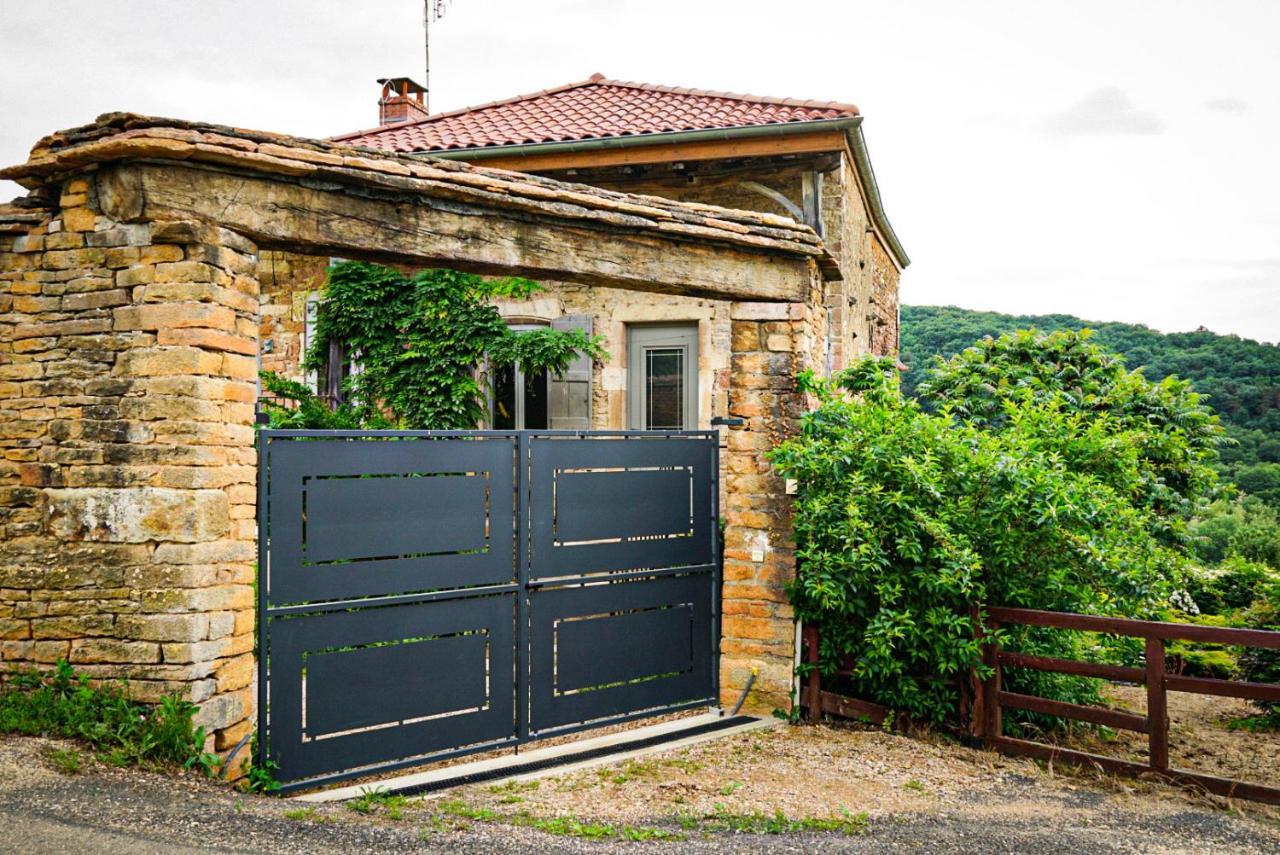 Villa Le Clos Des Pierres Rouges à Burgy Extérieur photo