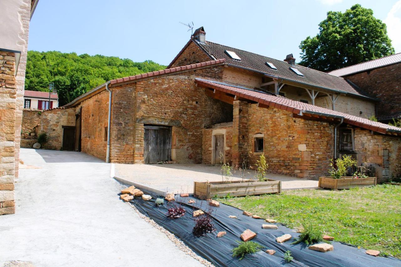 Villa Le Clos Des Pierres Rouges à Burgy Extérieur photo