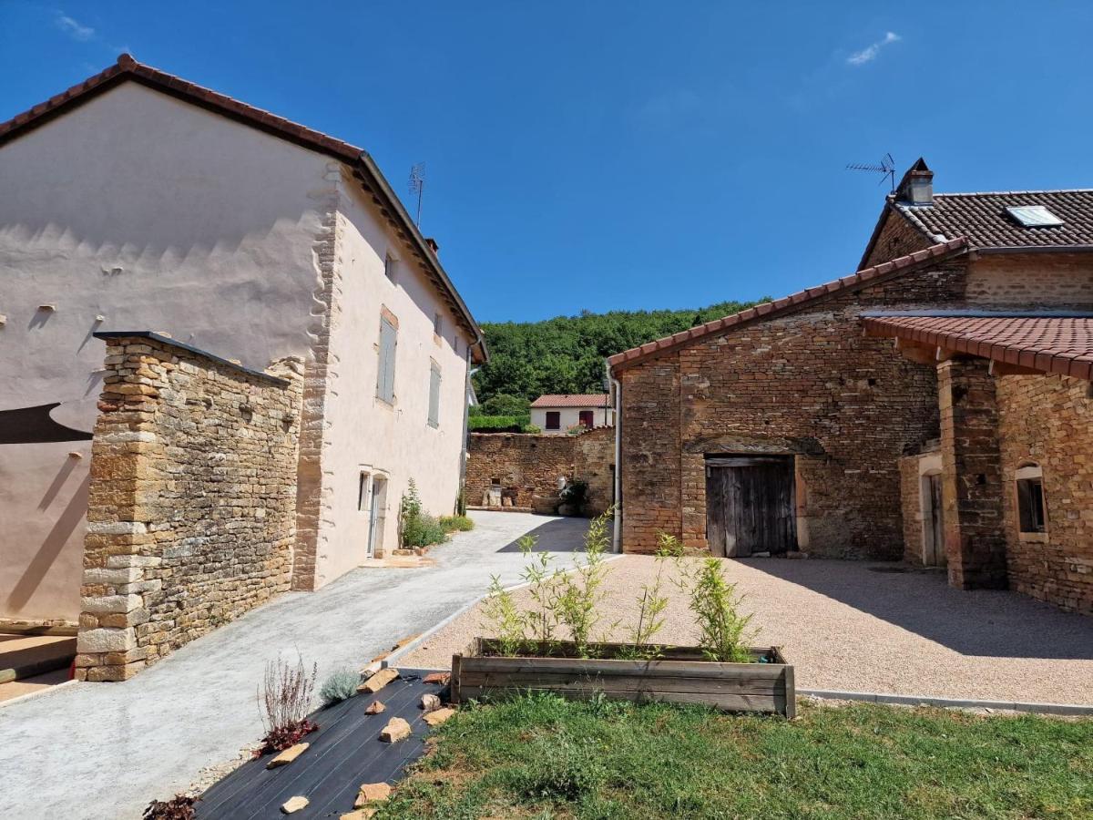 Villa Le Clos Des Pierres Rouges à Burgy Extérieur photo